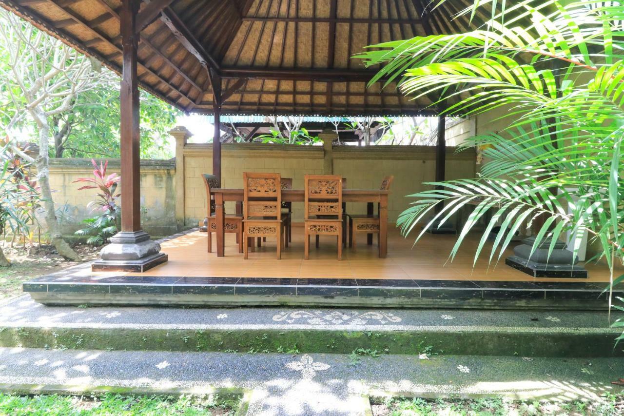 Gianyar Hotel Eksteriør billede